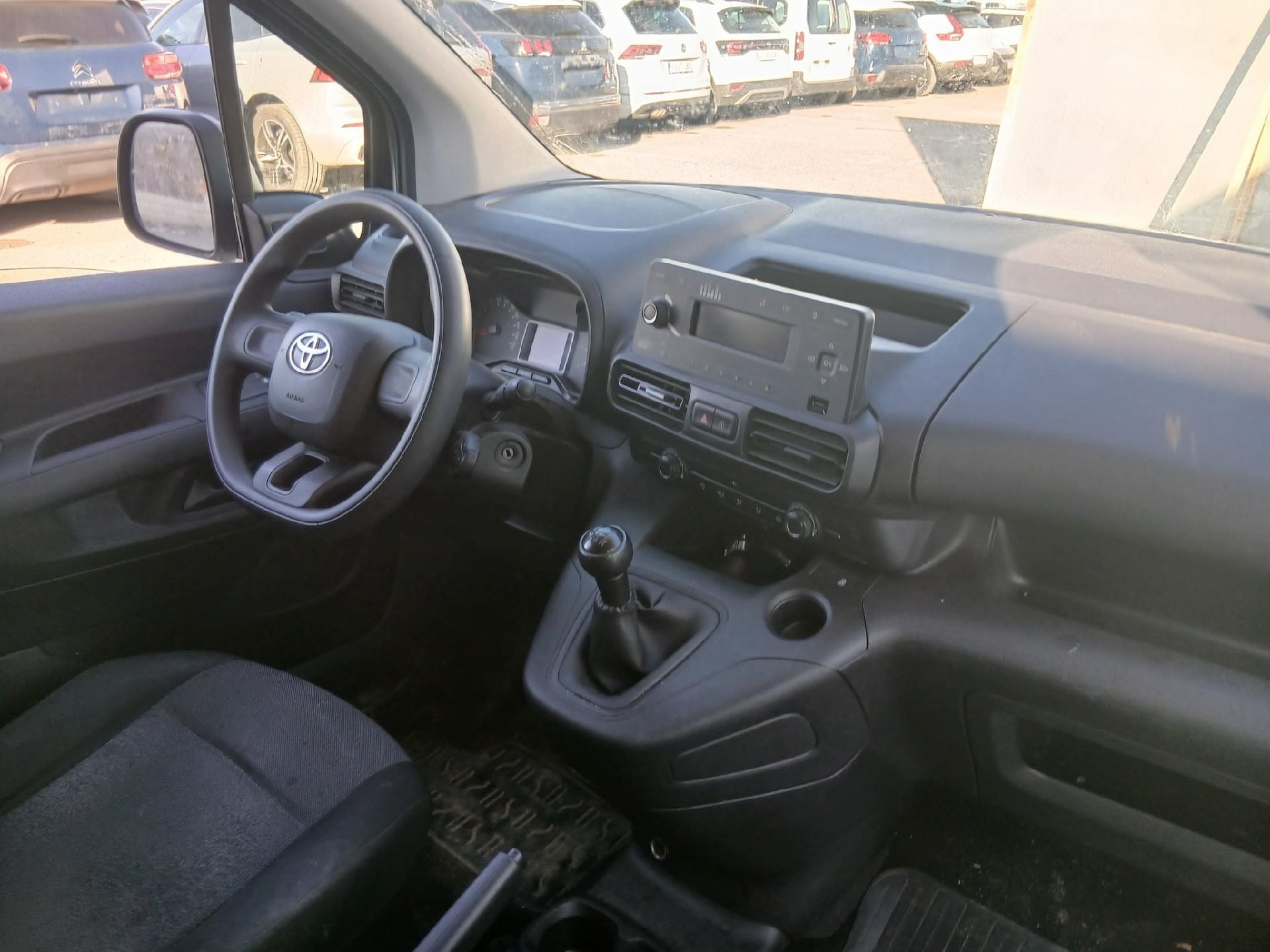 TOYOTA Proace City/2020/4P/furgón derivado de turismo 1.5D 75kW (100CV) GX 650kg Media photo