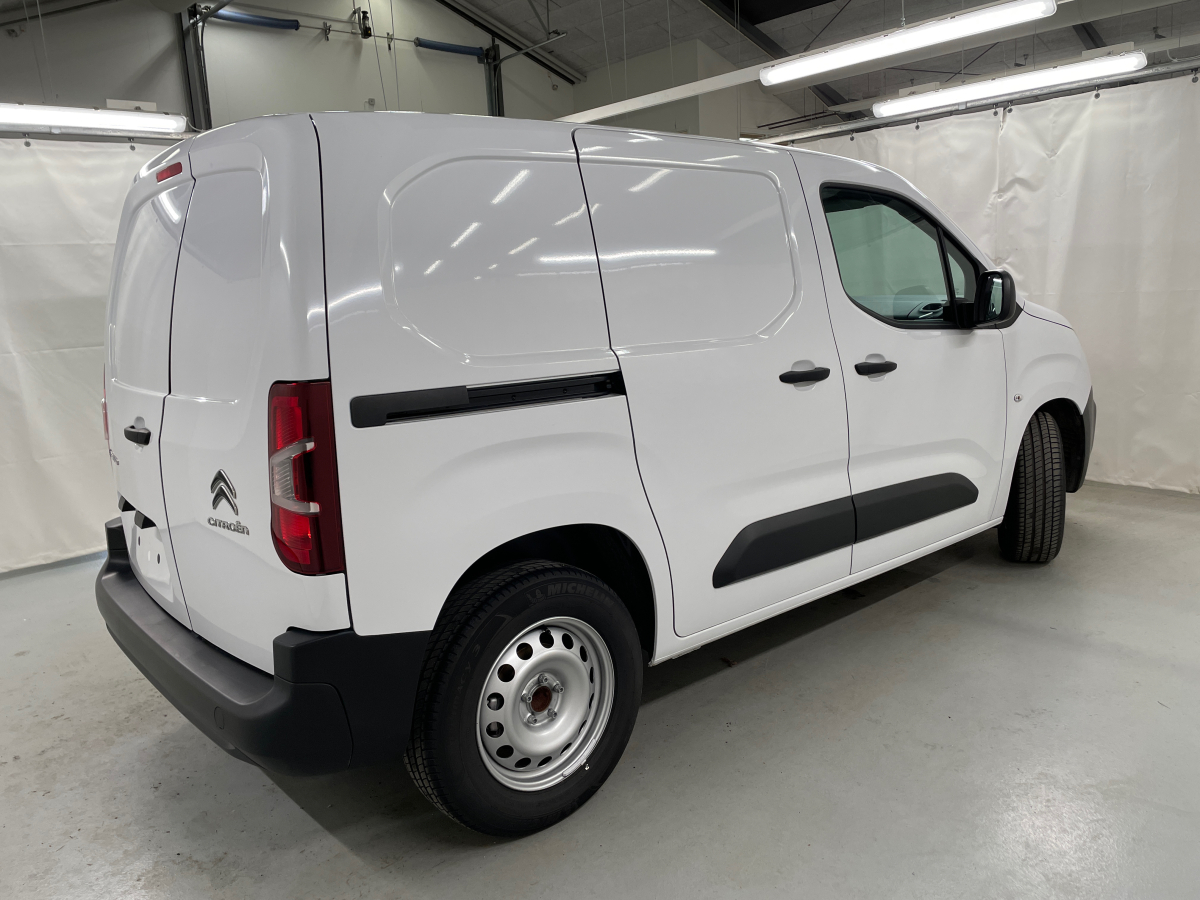 Citroen e-Berlingo Van 50 kWh Citroën ë-Berlingo Van 50 kWh *Mirror link photo