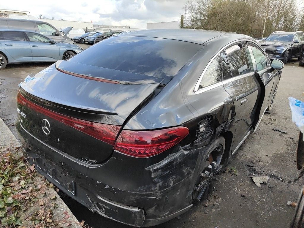 Mercedes-Benz EQE EQE 300 Business Line 4d !! Damaged car !! photo