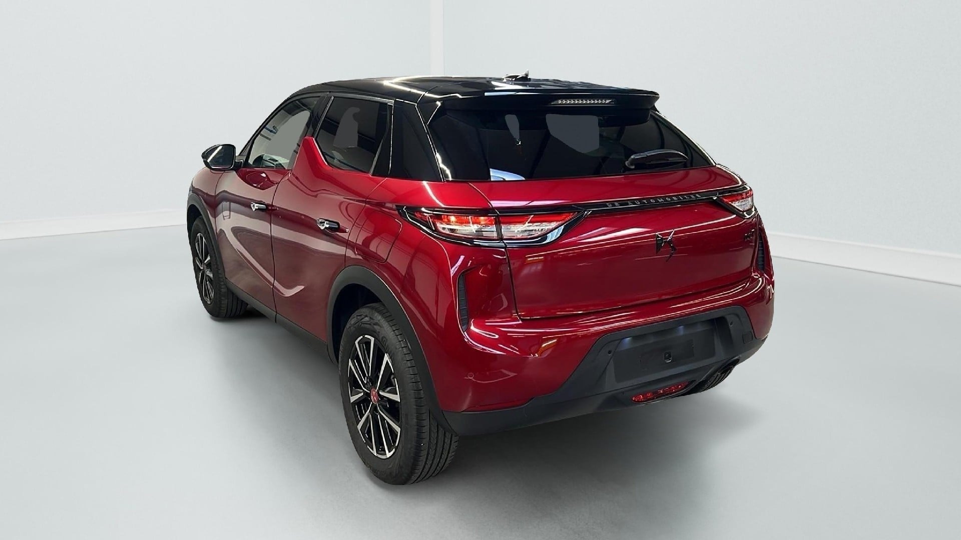 DS DS 3 PureTech 100 BVM6 Performance Line photo