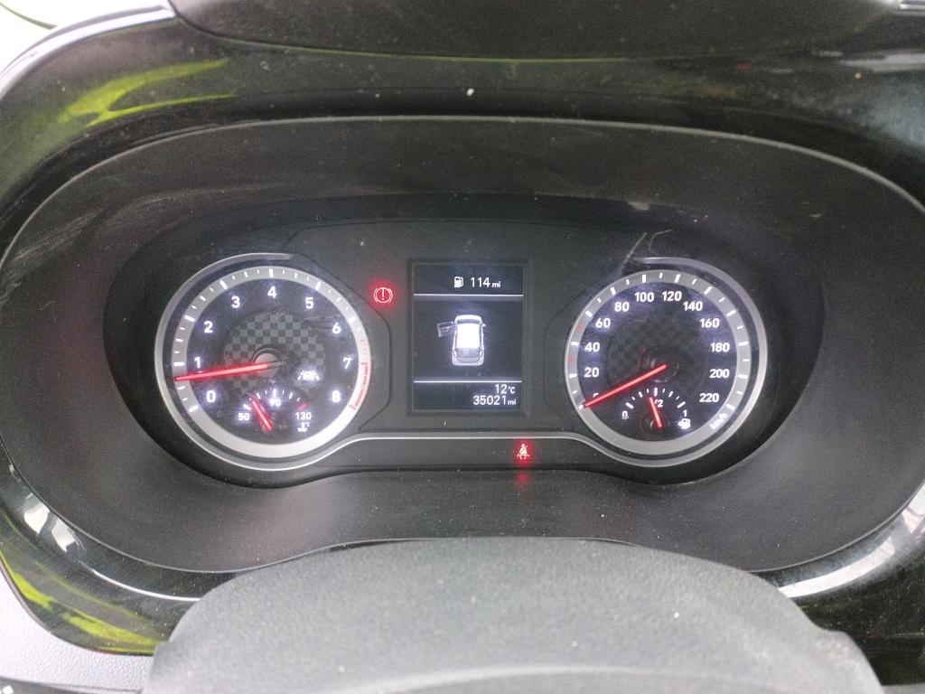 HYUNDAI i10 / 2020 / 5P / berlina con portón 1.0 Klass photo