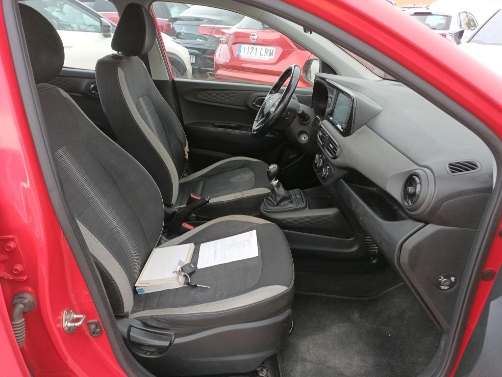 HYUNDAI i10 / 2020 / 5P / berlina con portón 1.0 Klass photo