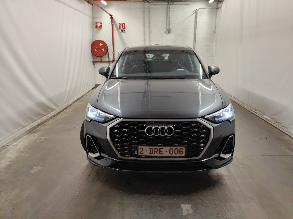 Audi Q3 Sportback 45 TFSI e S tronic S Line 5d photo