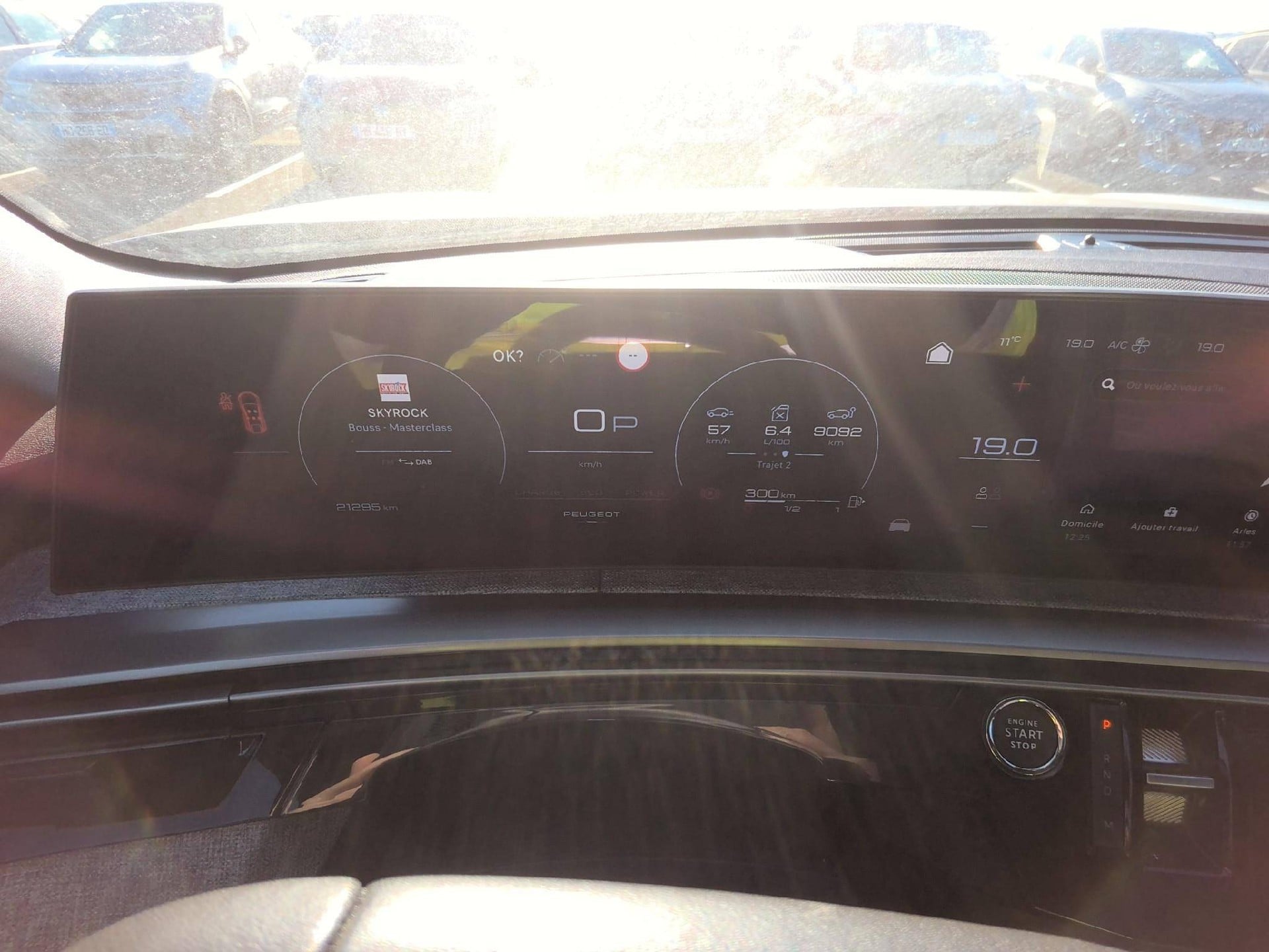 Peugeot 3008 Allure 3008 Hybrid 136 e-DCS6 photo