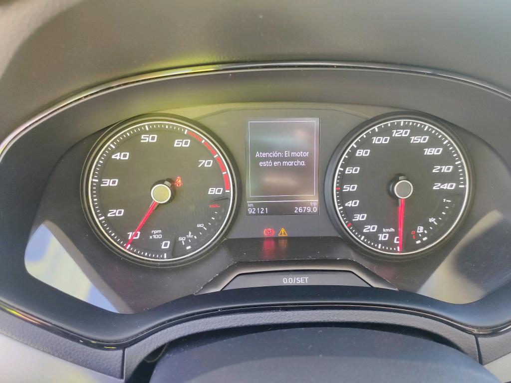 SEAT Arona / 2017 / 5P / todoterreno 1.0 TSI 81kW (110CV) Style photo