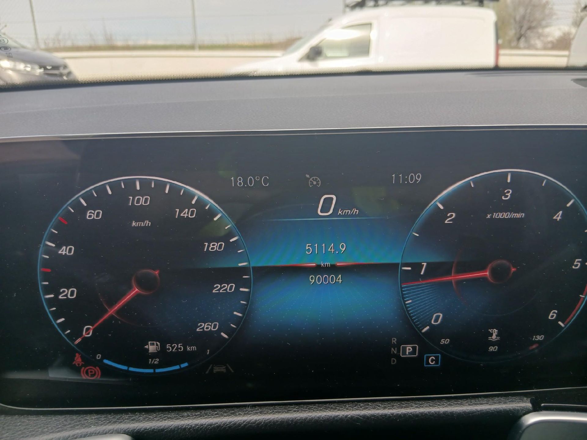 MERCEDES-BENZ GLB / 2019 / 5P / todoterreno 2.0 GLB 200 D DCT 110KW (150CV) photo