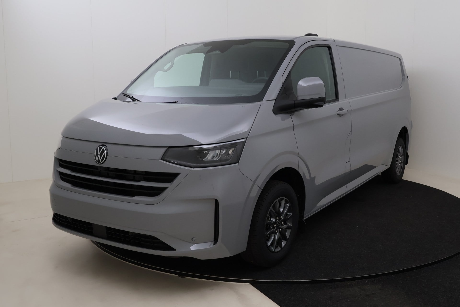 Volkswagen Transporter T7 Fourgon 3500 mm 2.0 TDI 150 hp Aut.8