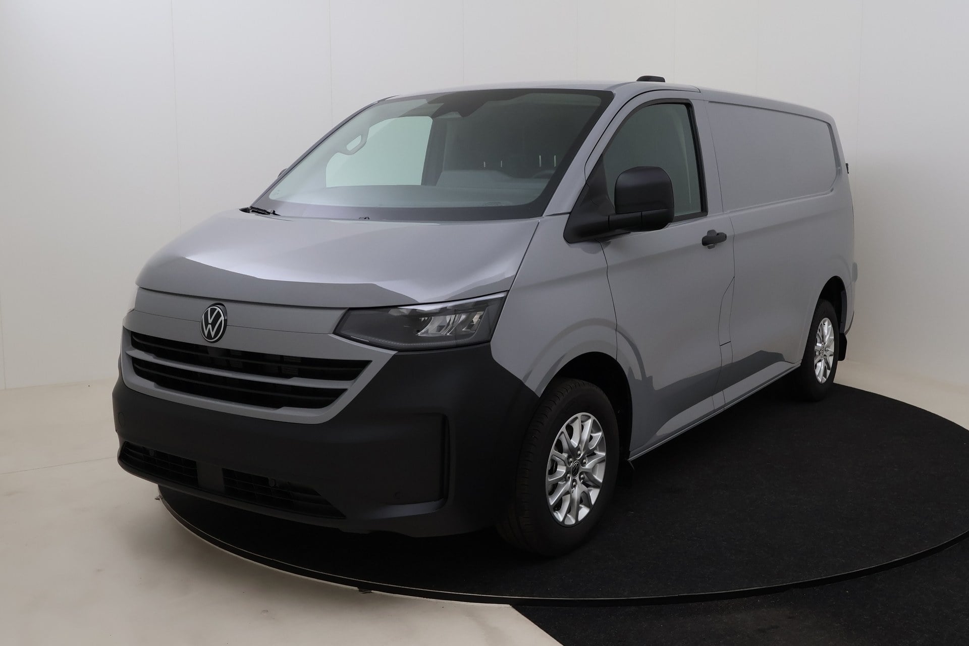 Volkswagen Transporter T7 Fourgon 3100 mm 2.0 TDI 150 hp Aut.8