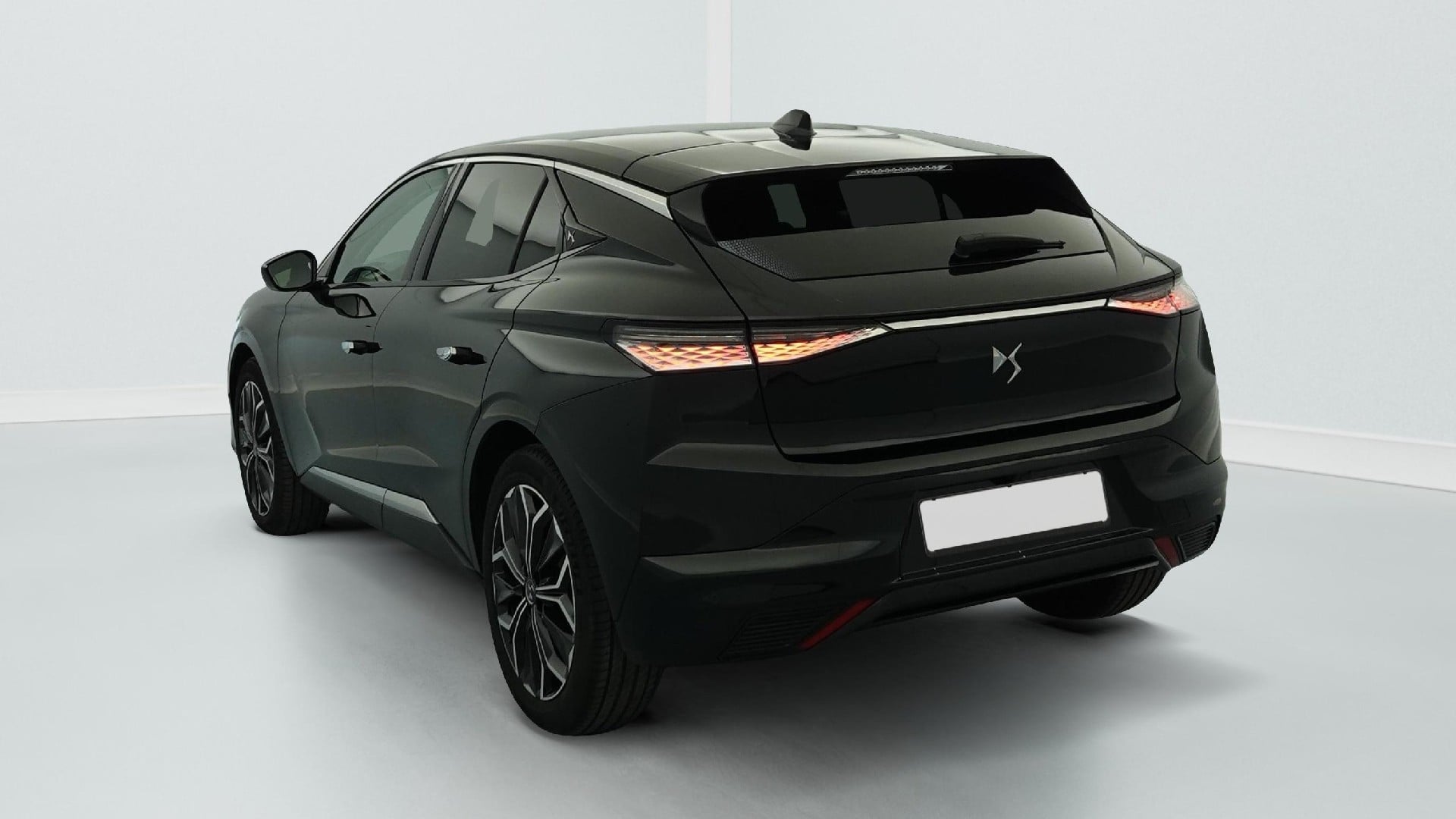 DS DS4 Hybride 145 e-DCT6 Etoile - Alcantara photo