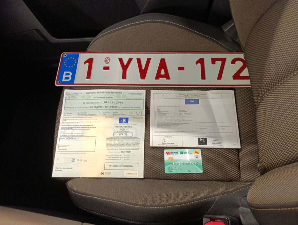 DS 7 Crossback 1.6 PureTech 180 Automatic Be Chic 5d photo