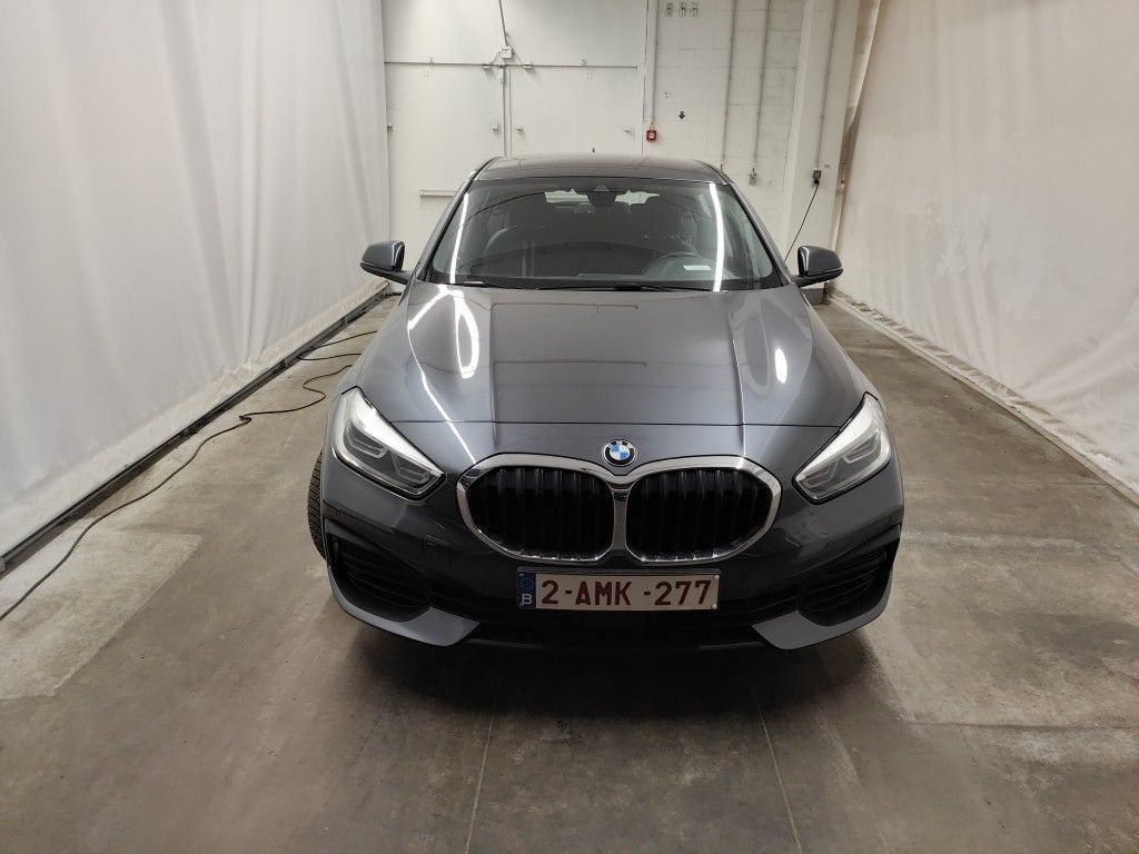 BMW 1 Reeks Hatch 116d (85 kW) 5d photo
