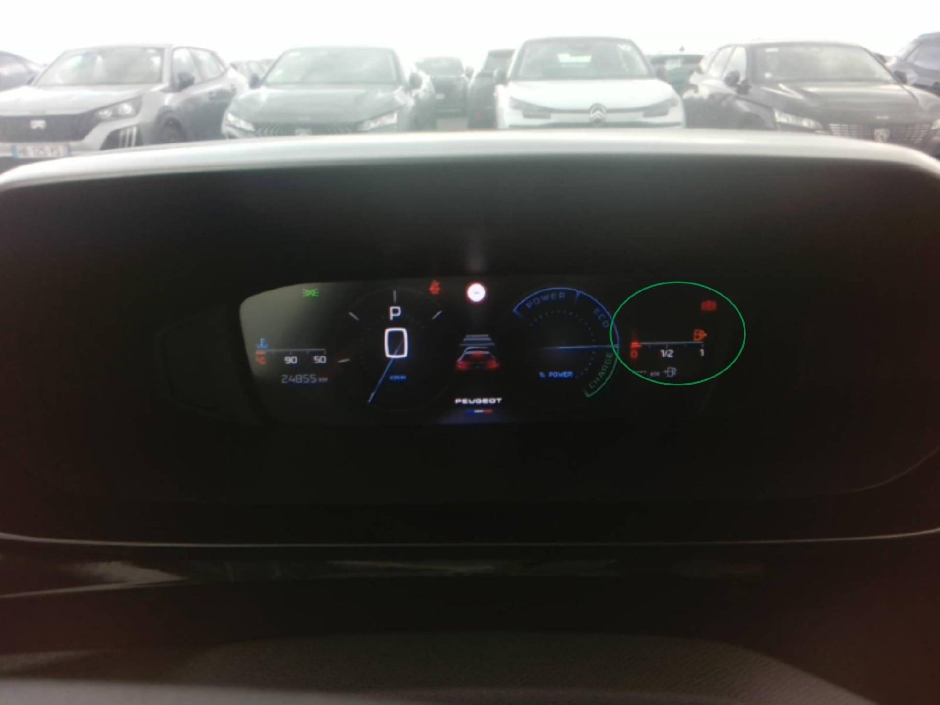 Peugeot 408 Allure Hybrid 136 e-DCS6 (1.2L 3-cyl mild-hybrid) photo