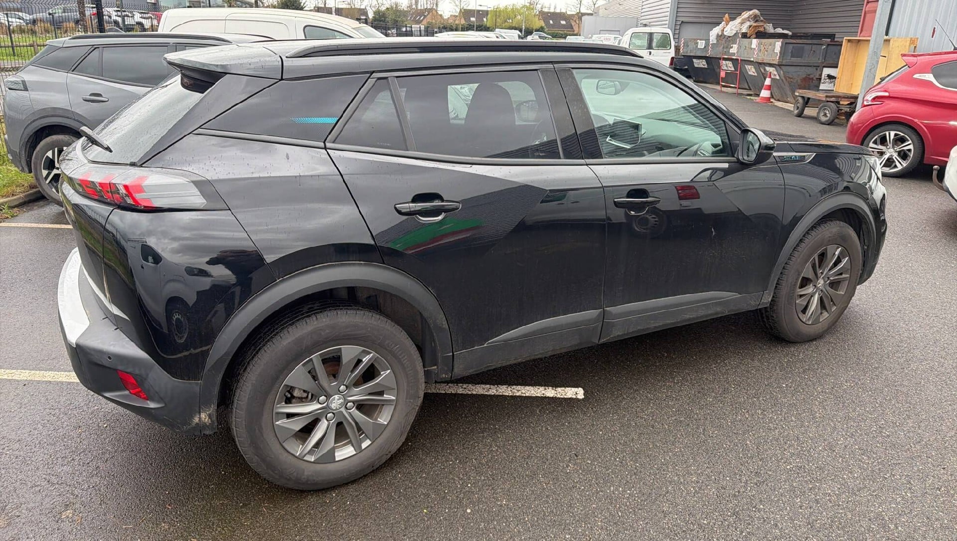 Peugeot 2008 Style PureTech 100 S&S BVM6 photo