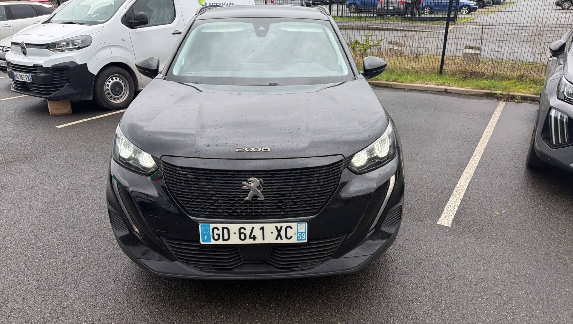 Peugeot 2008 Style PureTech 100 S&S BVM6 photo