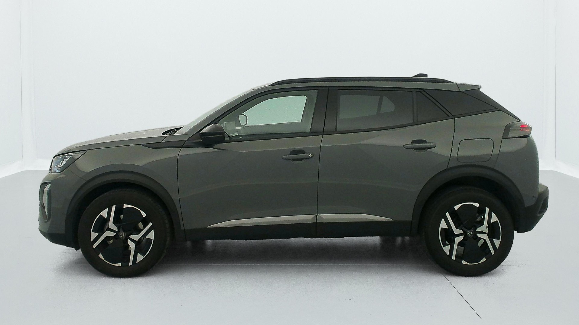 Peugeot 2008 PureTech 100 S&S BVM6 Allure photo