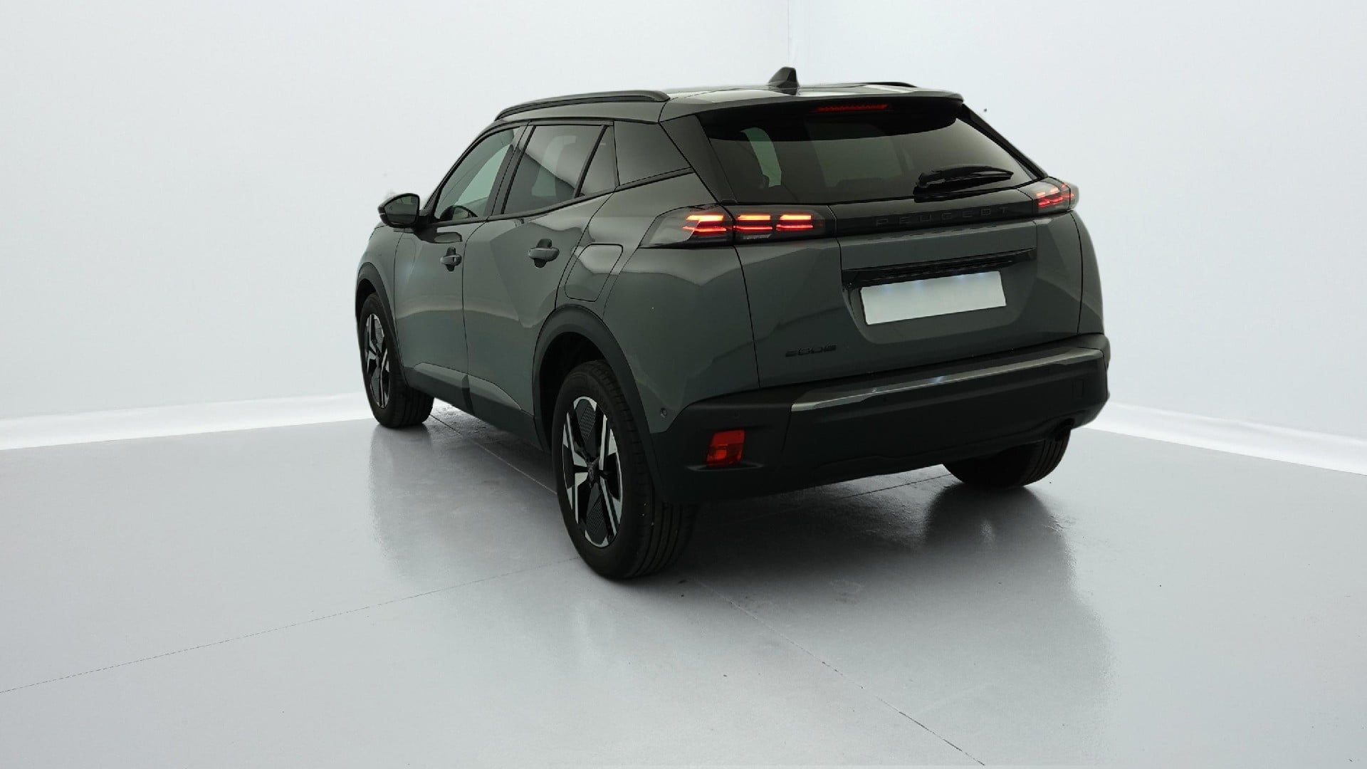 Peugeot 2008 PureTech 100 S&S BVM6 Allure photo