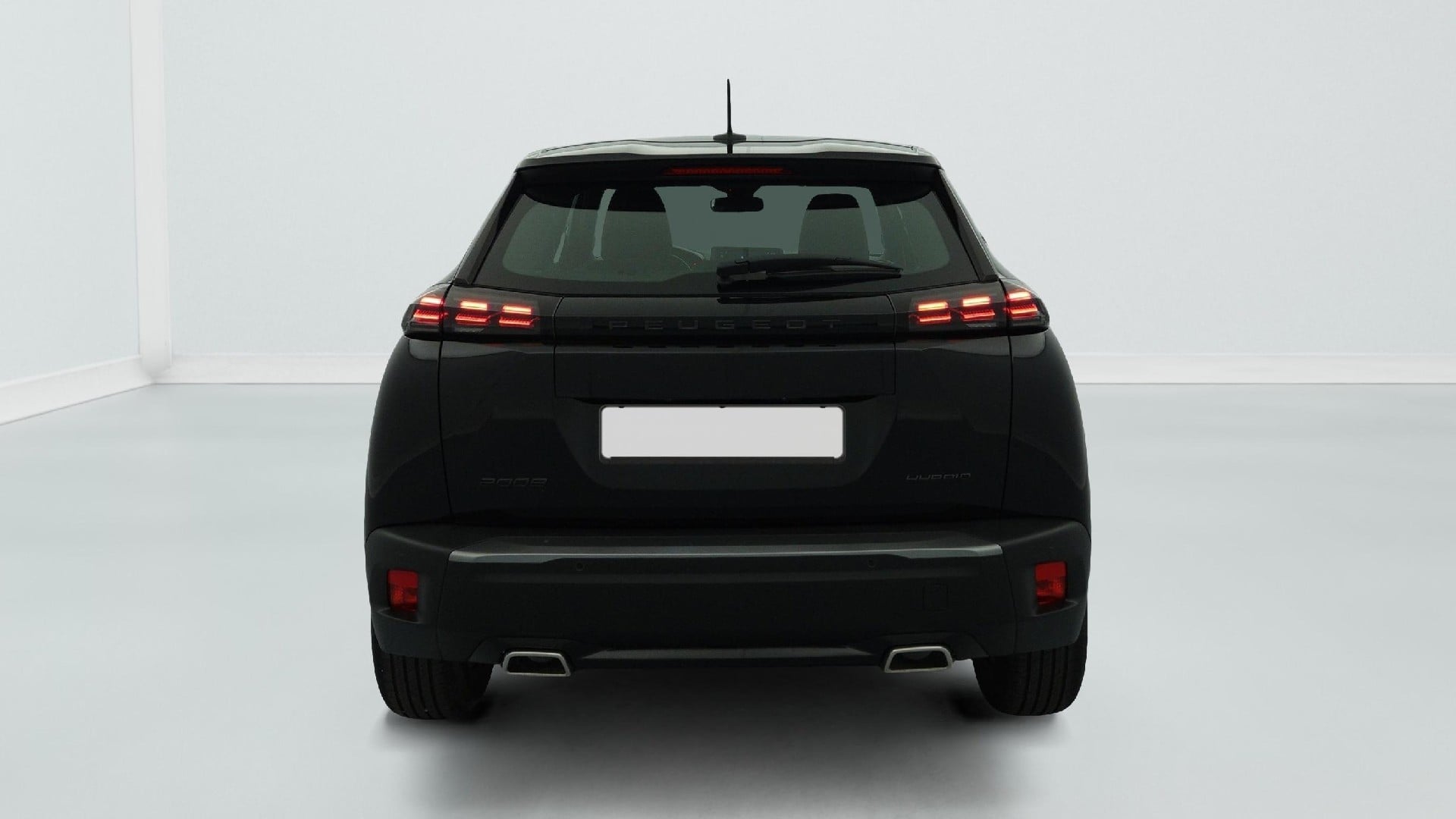 Peugeot 2008 Hybrid 136 e-DCS6 Style photo