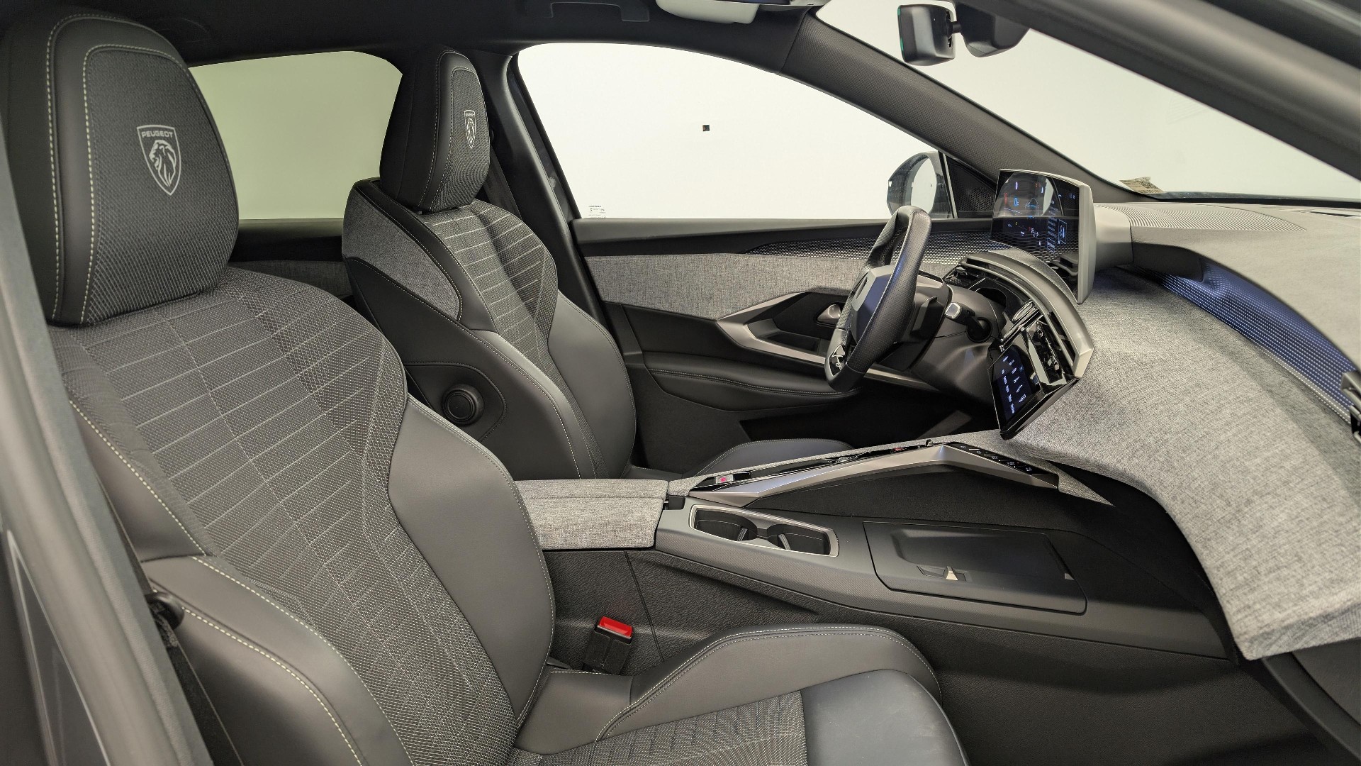 Peugeot 3008 Hybrid 145 e-DCS6 GT