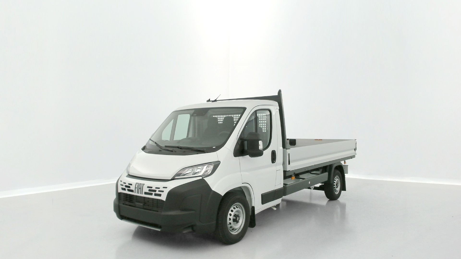 Fiat Ducato L3 Maxi 3.5t Plateau Ridelles 2.2L Diesel 140 hp photo