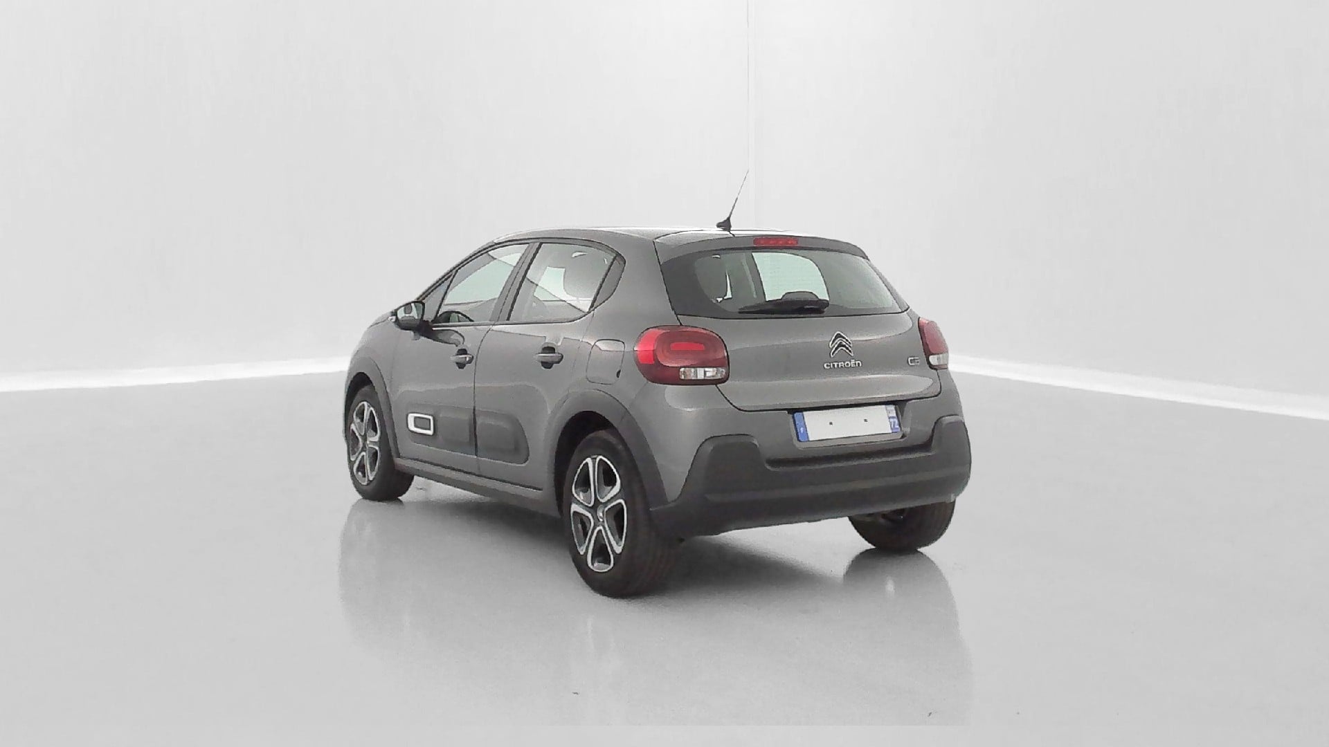 Citroen C3 Plus 1.2L PureTech 83 hp photo