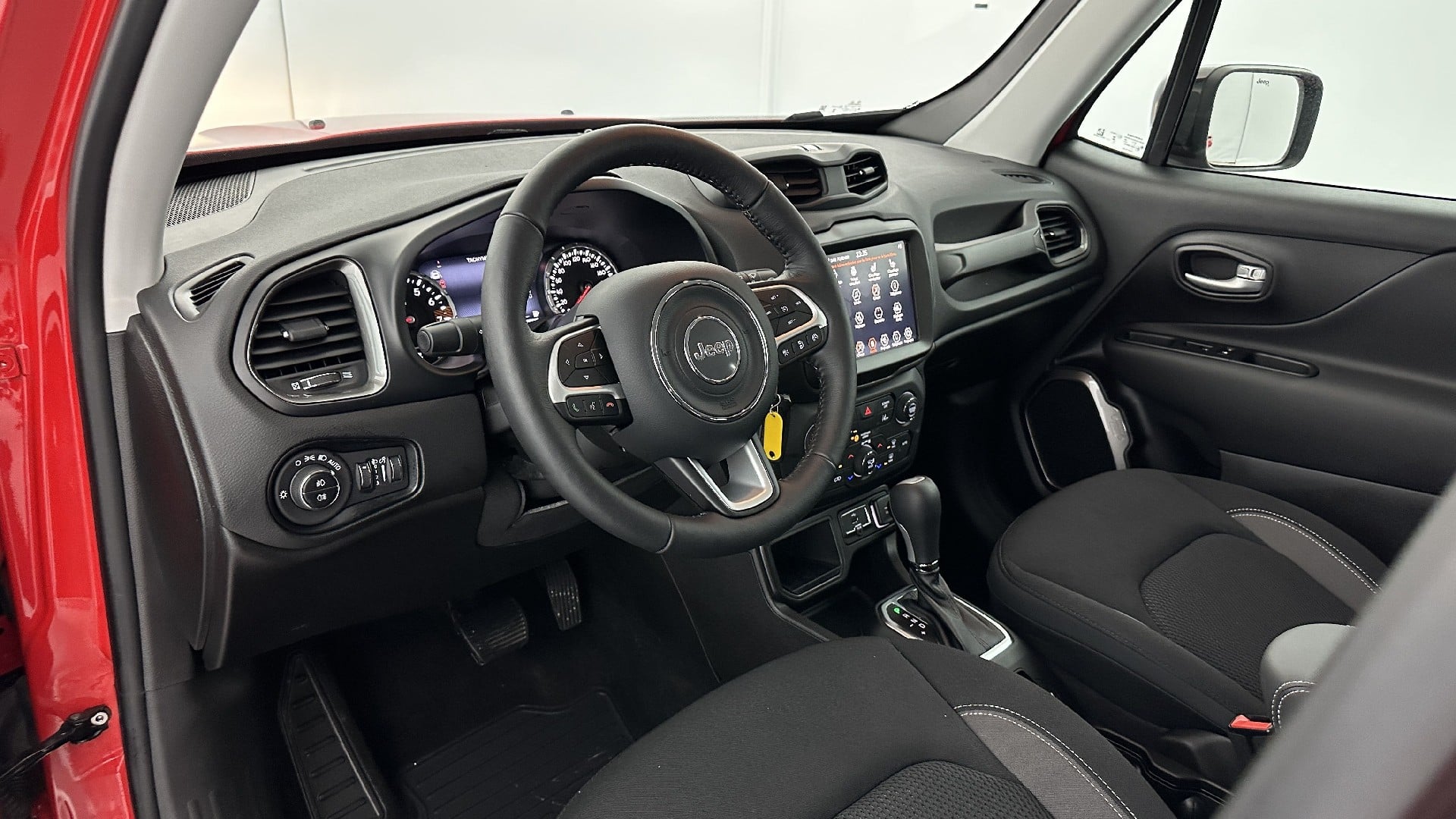 Jeep Renegade Limited 1.5 Turbo T4 130ch e-Hybrid BVR7 photo