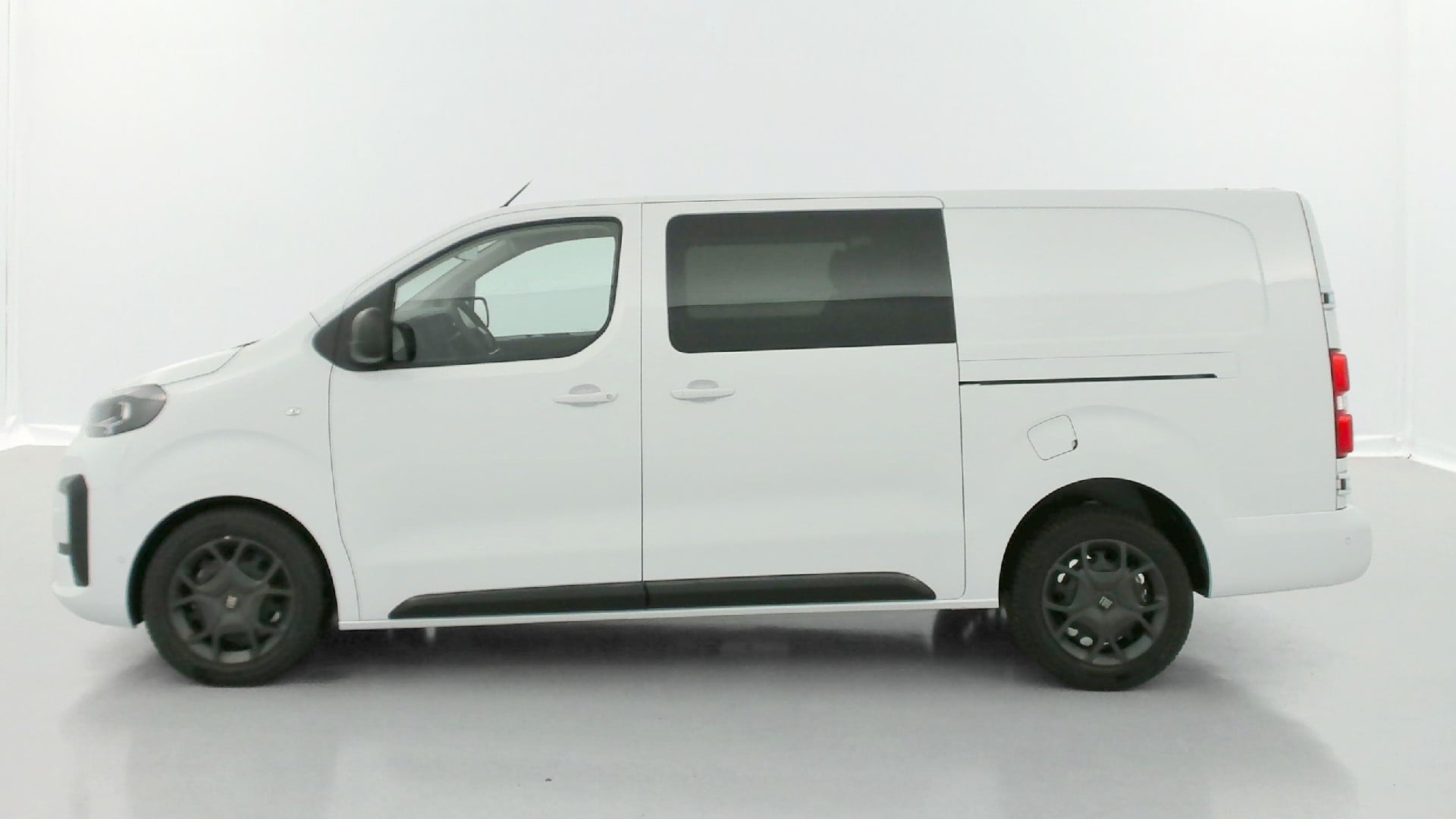 Fiat Scudo XL Pack Premium Connect 2.0 BlueHDi 180 ch photo