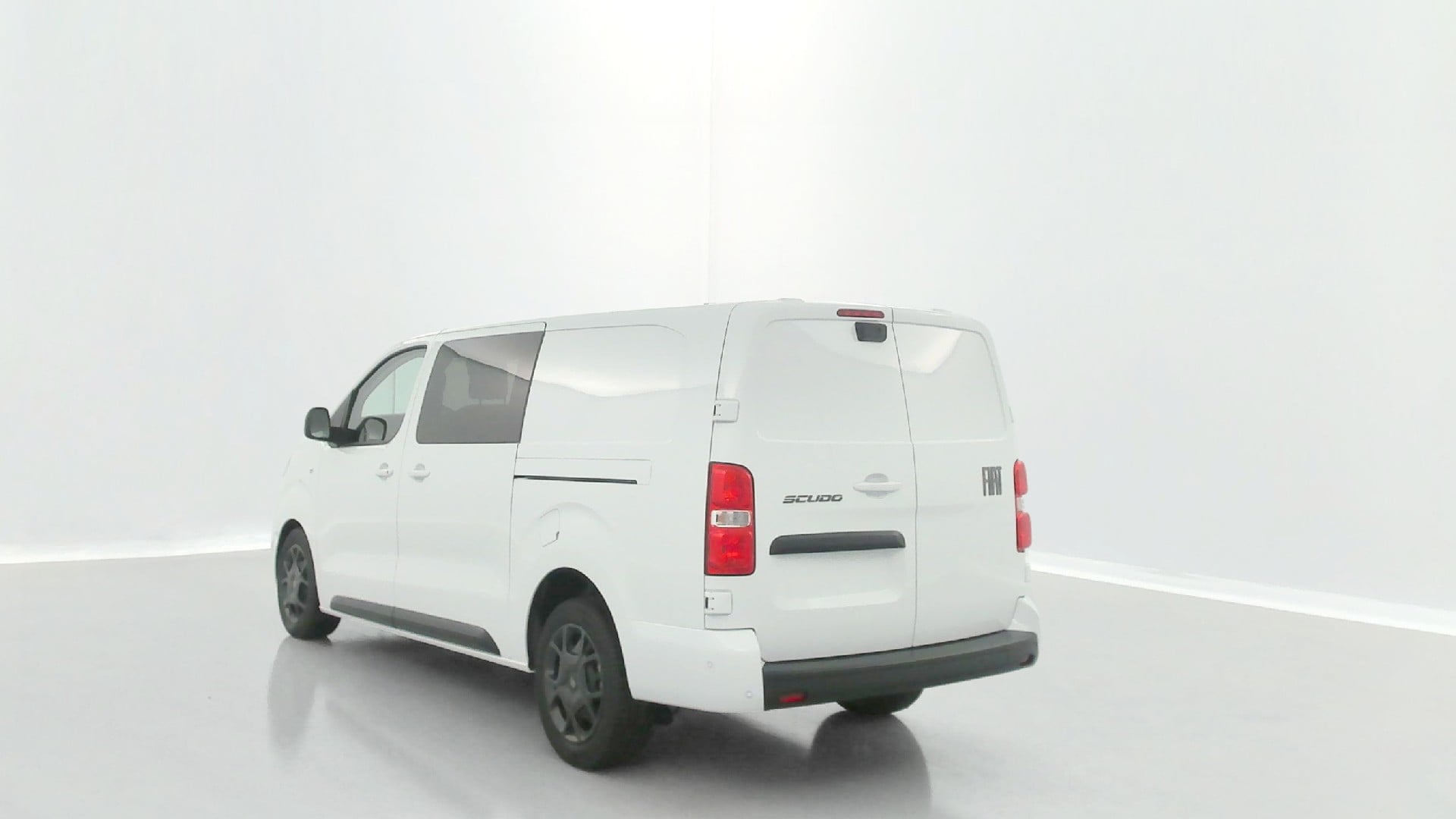 Fiat Scudo XL Pack Premium Connect 2.0 BlueHDi 180 ch photo