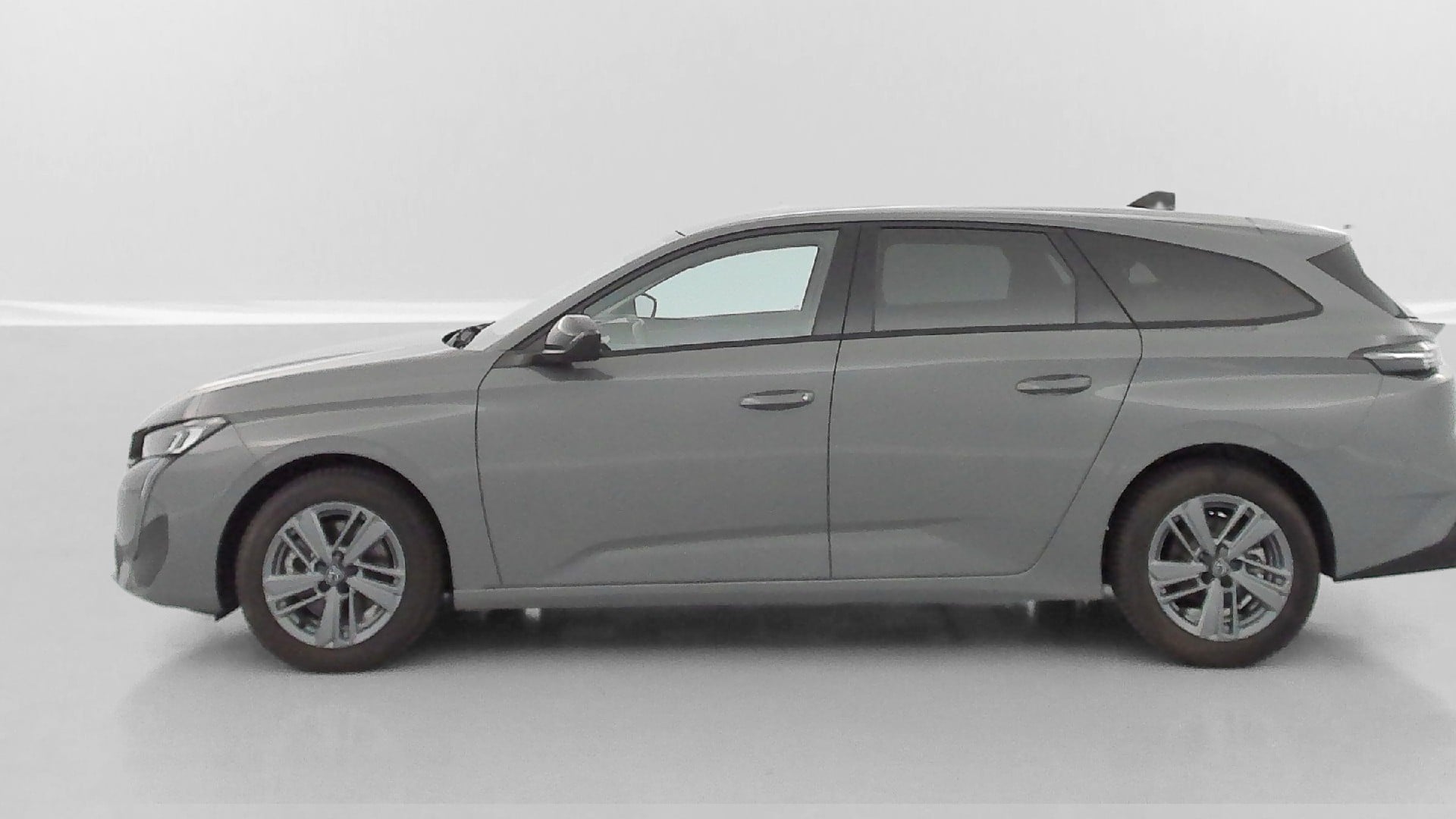 Peugeot 308 SW Allure 1.2 PureTech 130ch photo