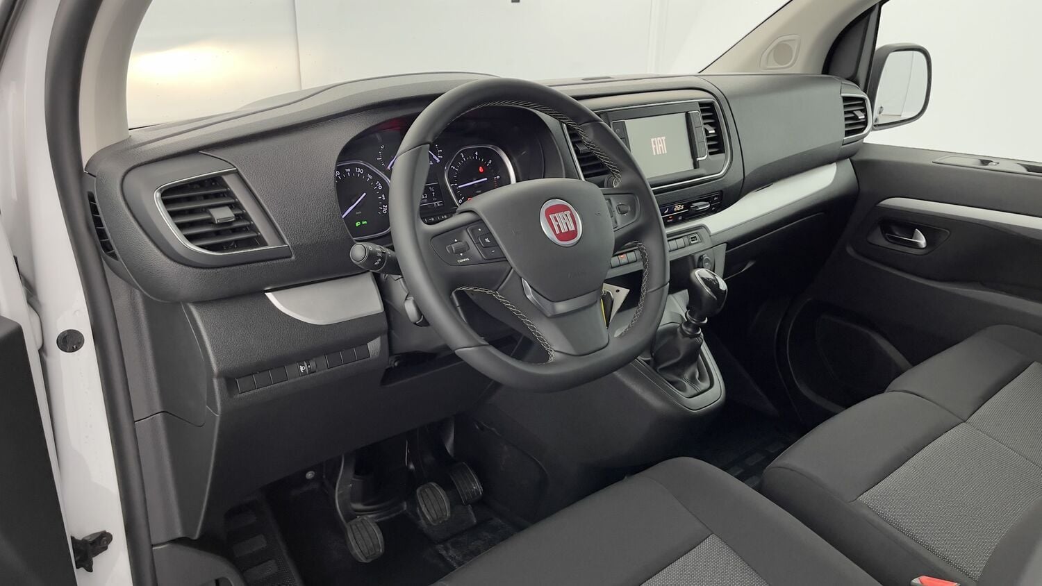 Fiat Scudo 1.5 MultiJet 120ch Compact photo