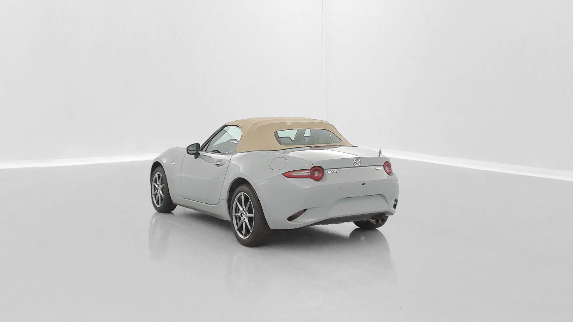 Mazda MX-5 Kazari 1.5 SKYACTIV-G 132ch photo