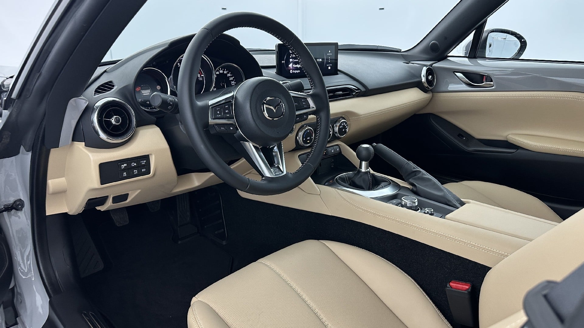 Mazda MX-5 Kazari 1.5 SKYACTIV-G 132ch photo