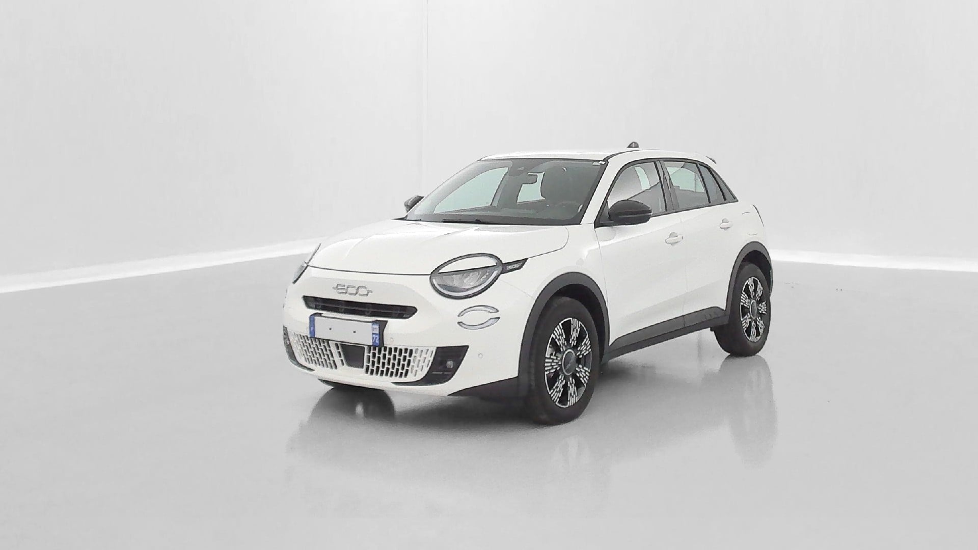 Fiat 600 Pop 1.2L Hybrid Turbo (145 hp) photo