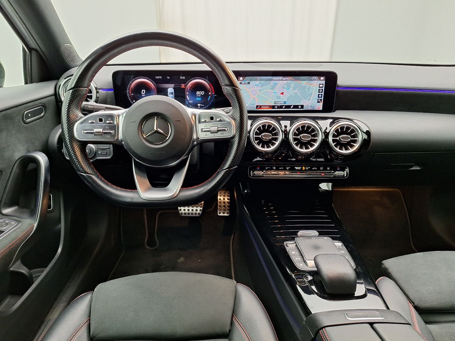 Mercedes, A-Class Ber '18 PHEV, Mercedes-Benz A-Klasse Limousine A 250 e 4d photo