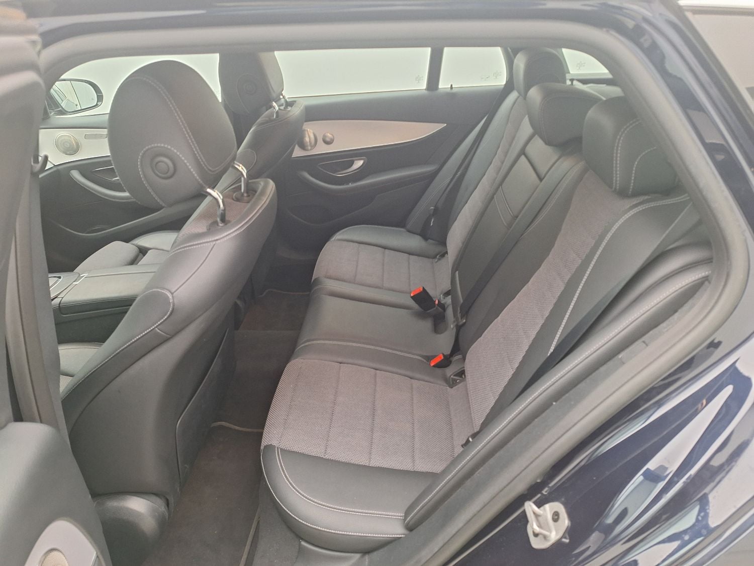 Mercedes, E-Class Break FL'20, Mercedes-Benz E-Klasse Break E 220d 5d photo