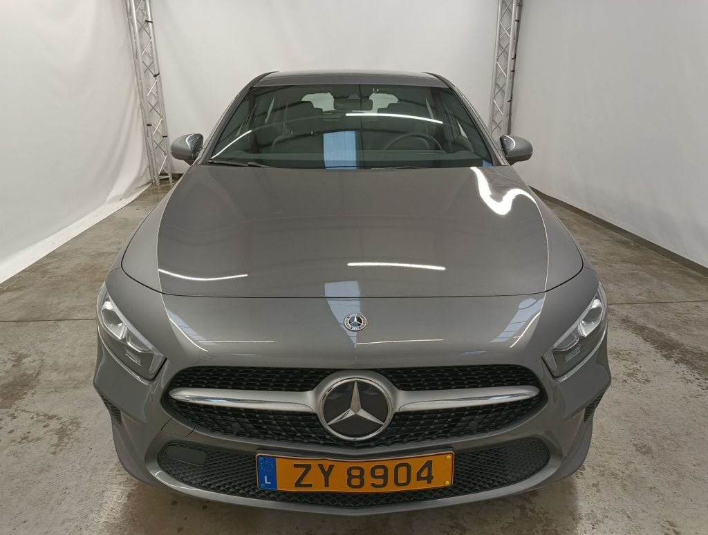 MERCEDES CLASSE A DIESEL (W177) A 200 d 150 Business Solution (EU6AP) 5d photo
