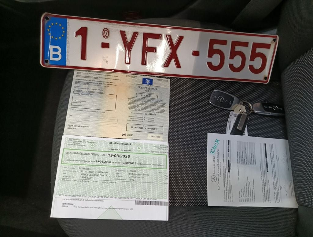 Mercedes-Benz CLA Shooting Brake CLA 180 d Business Solution 5d photo