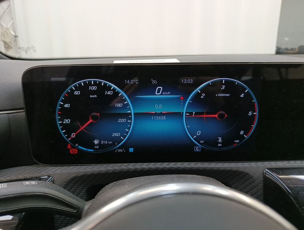 Mercedes-Benz CLA Shooting Brake CLA 180 d Business Solution 5d photo