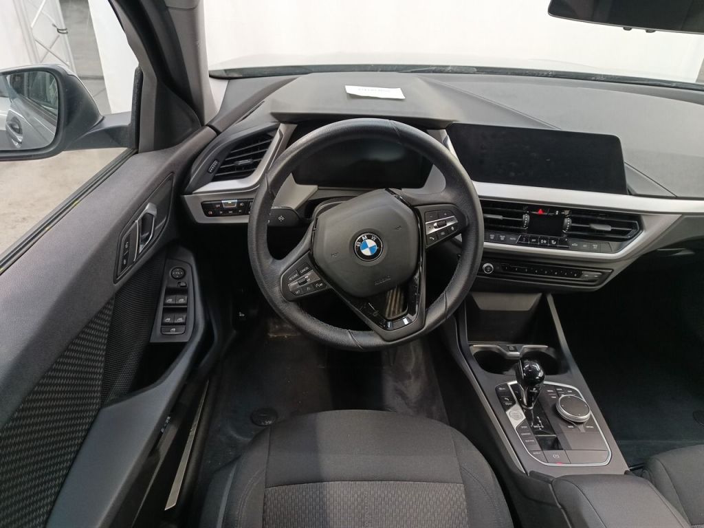 BMW 1 HATCH DIESEL - 2019 118 dA 150hp (EU6AP) 5d