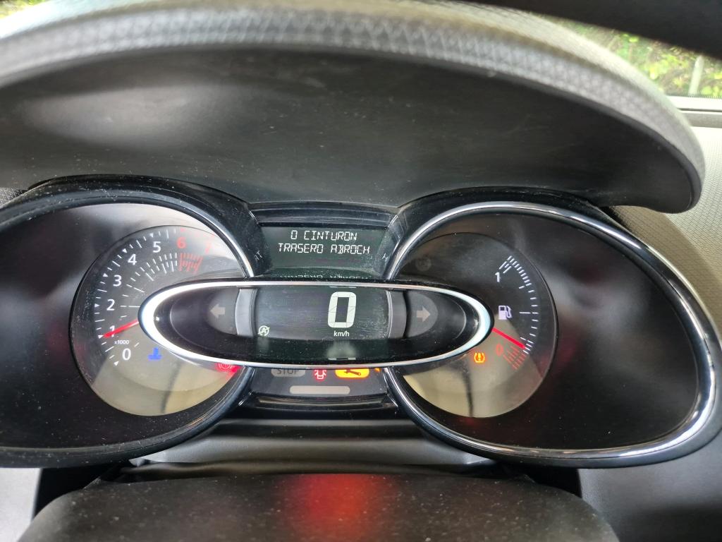 RENAULT Clio / 2016 / 5P / berlina con portón Business TCe 66kW (90CV) GLP -18 photo