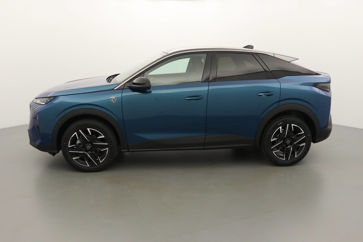 Peugeot 3008 GT 1.2 Hybrid Electric/Gasoline 147hp photo