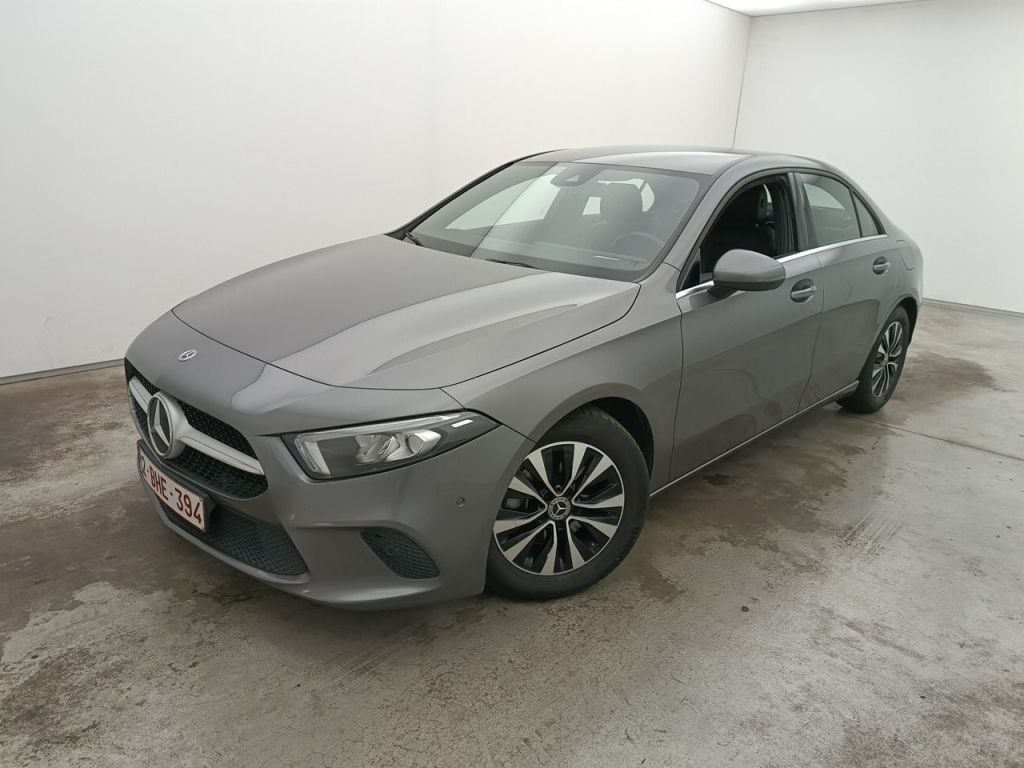 Mercedes-Benz A-Klasse Limousine A 180d Business Solution Aut. 4d