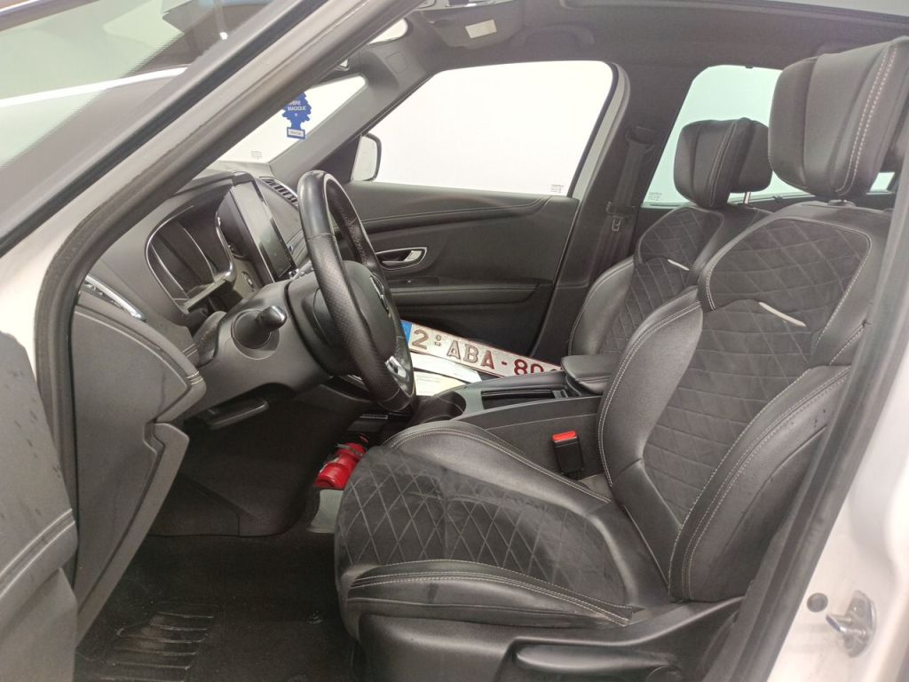 Renault Scénic TCe 140 EDC GPF Black Edition 5d photo