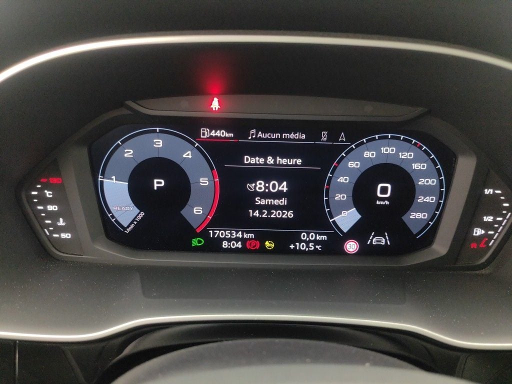 Audi Q3 35 TDI S Tronic Business Edition 5d photo