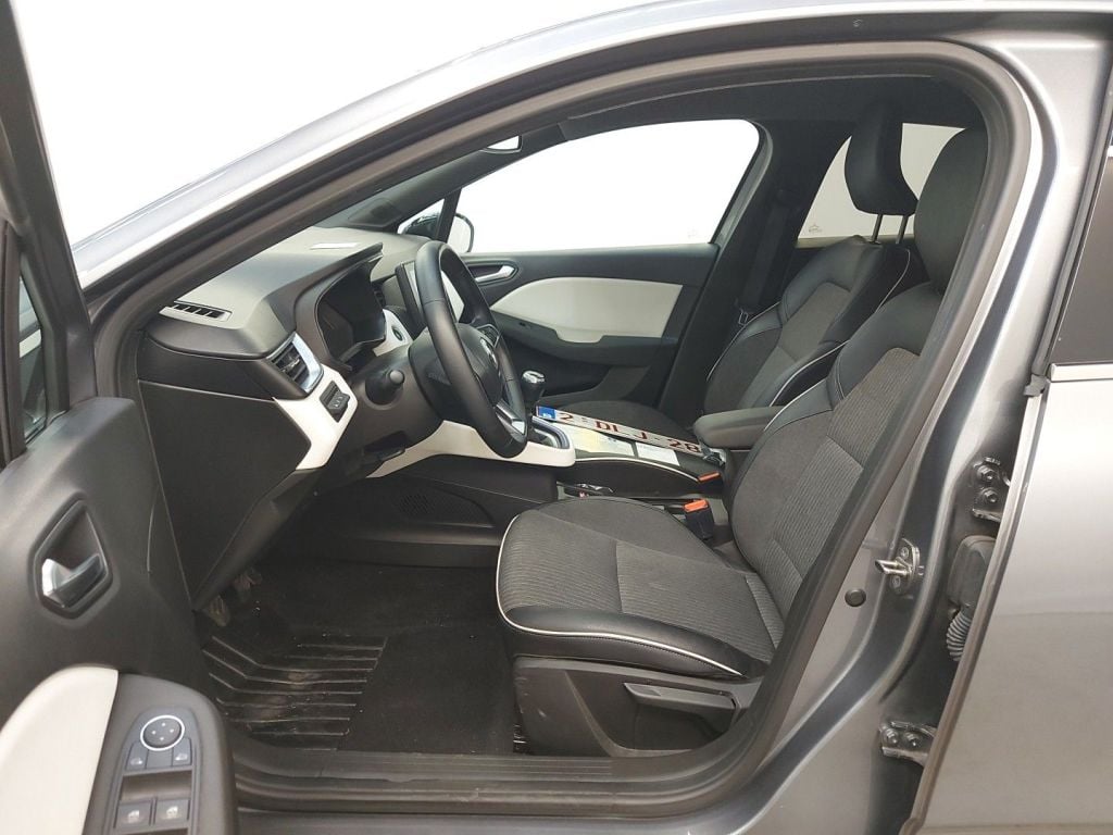 Renault Clio TCe 90 Techno 5d photo