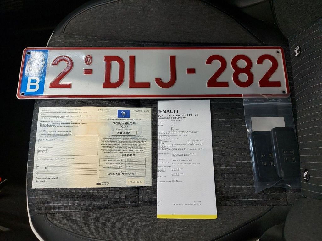 Renault Clio TCe 90 Techno 5d photo