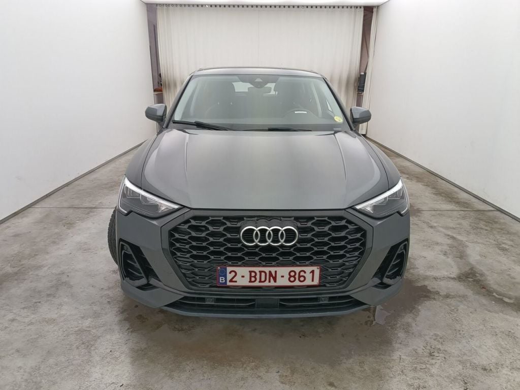 Audi Q3 Sportback 35 TDI S tronic S Line Business Ed 5d photo