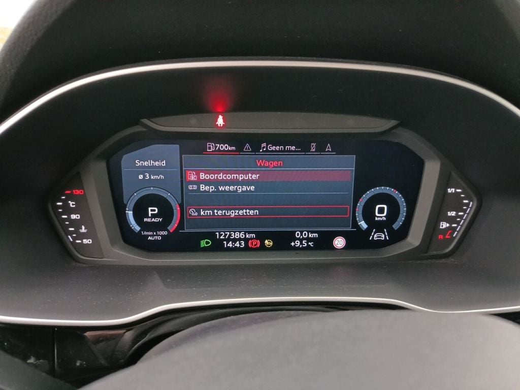 Audi Q3 Sportback 35 TDI S tronic S Line Business Ed 5d photo