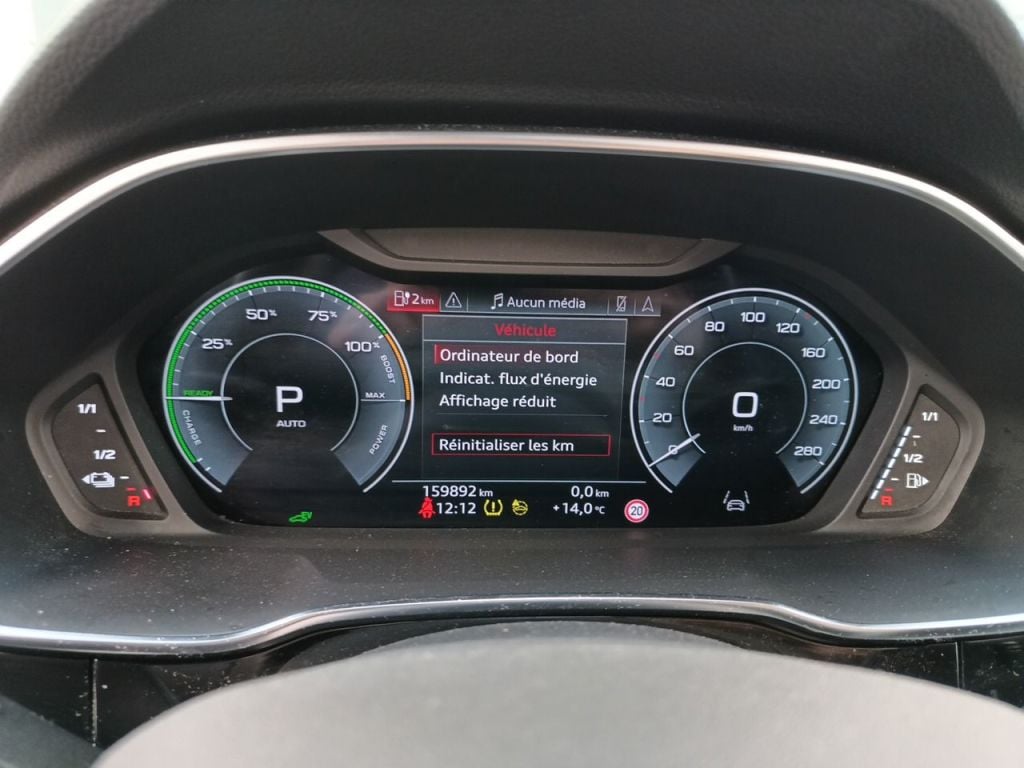 Audi Q3 45 TFSI e S tronic S Line 5d photo