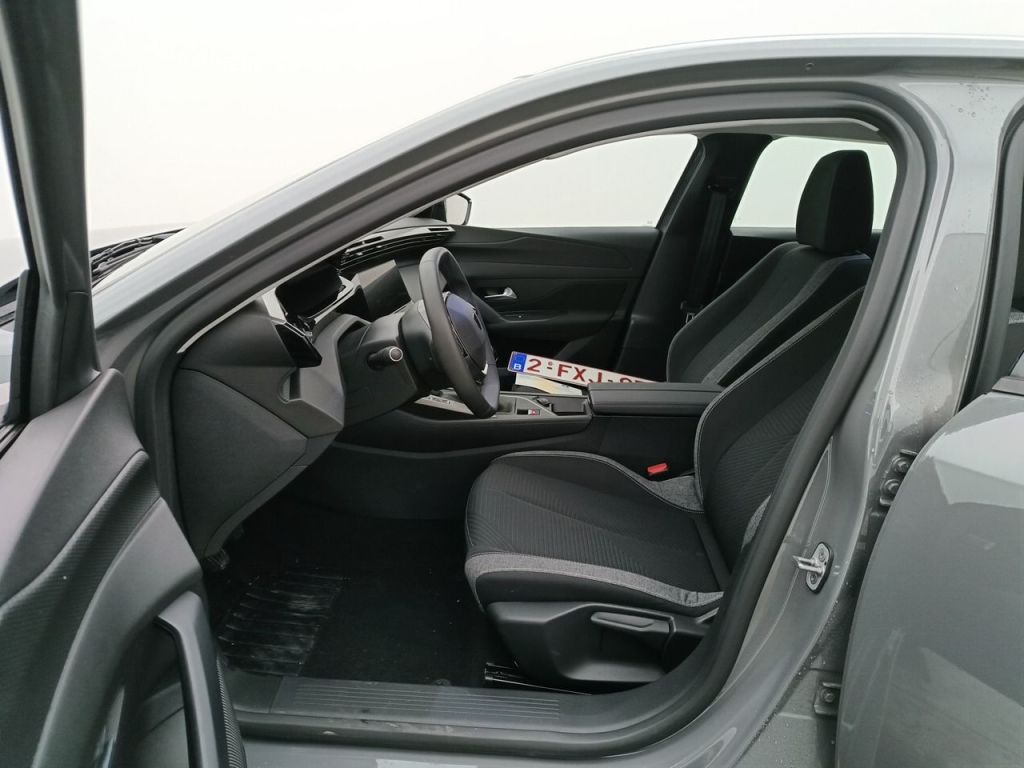 Peugeot 308 SW 1.2 PureTech 130 S&S Active Pack 5d photo