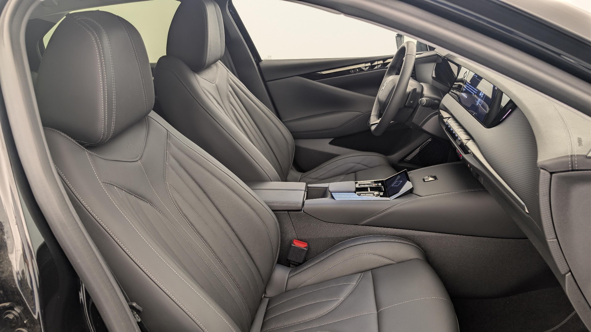 DS DS4 PureTech 130 EAT8 Rivoli